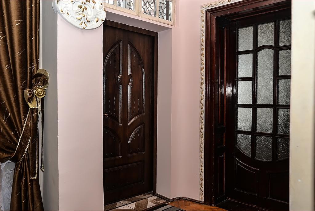 Vip-Apartments Angel Palas تشيرنيفتسي المظهر الخارجي الصورة