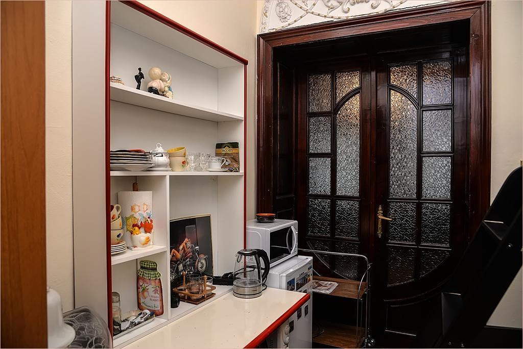 Vip-Apartments Angel Palas تشيرنيفتسي المظهر الخارجي الصورة